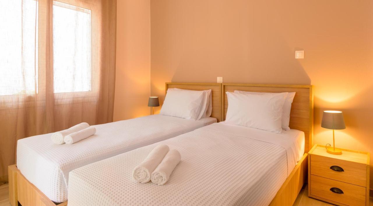 Margarita'S Seafront Luxury Apartment Elounda  Exterior photo