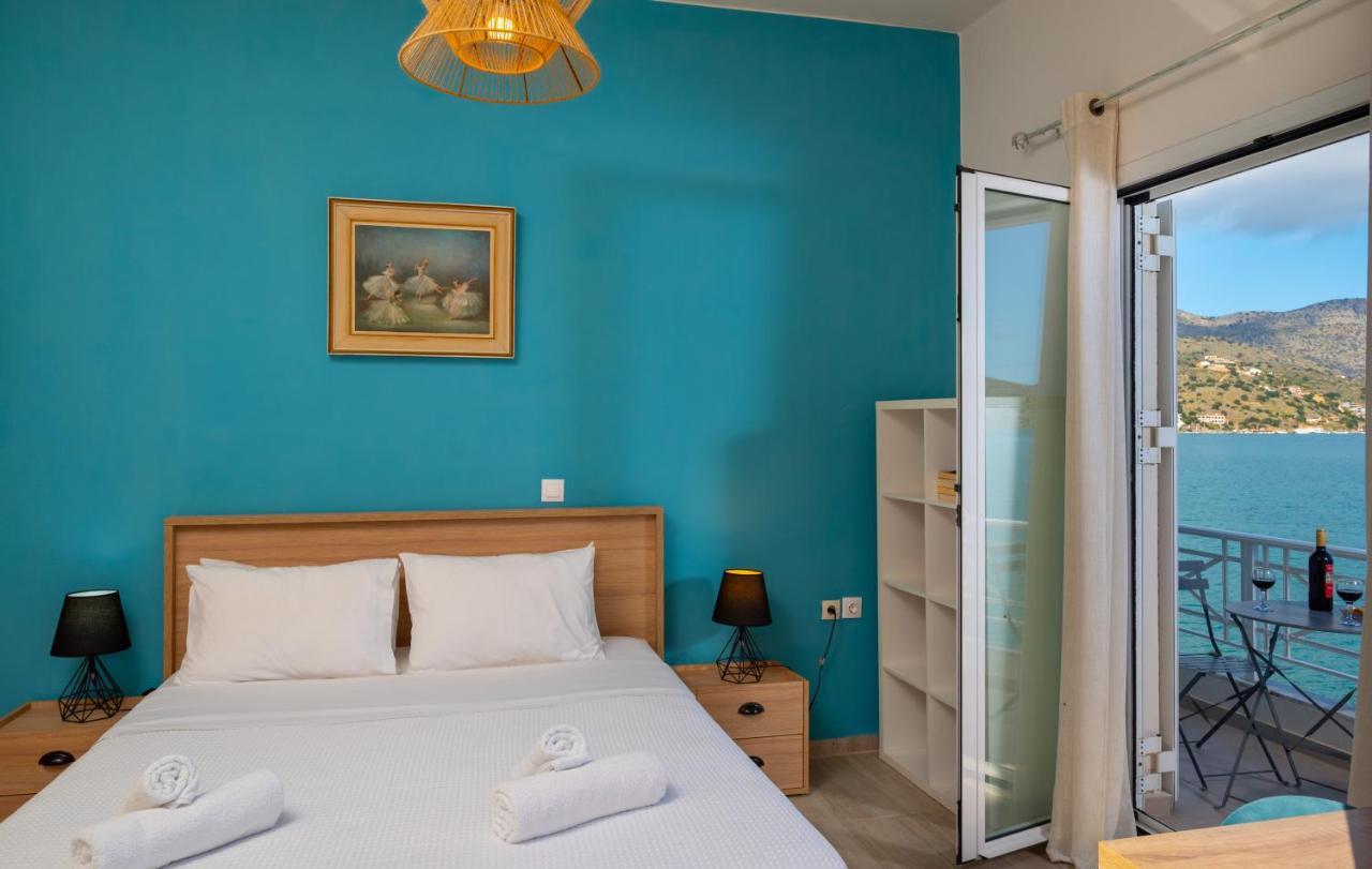 Margarita'S Seafront Luxury Apartment Elounda  Exterior photo